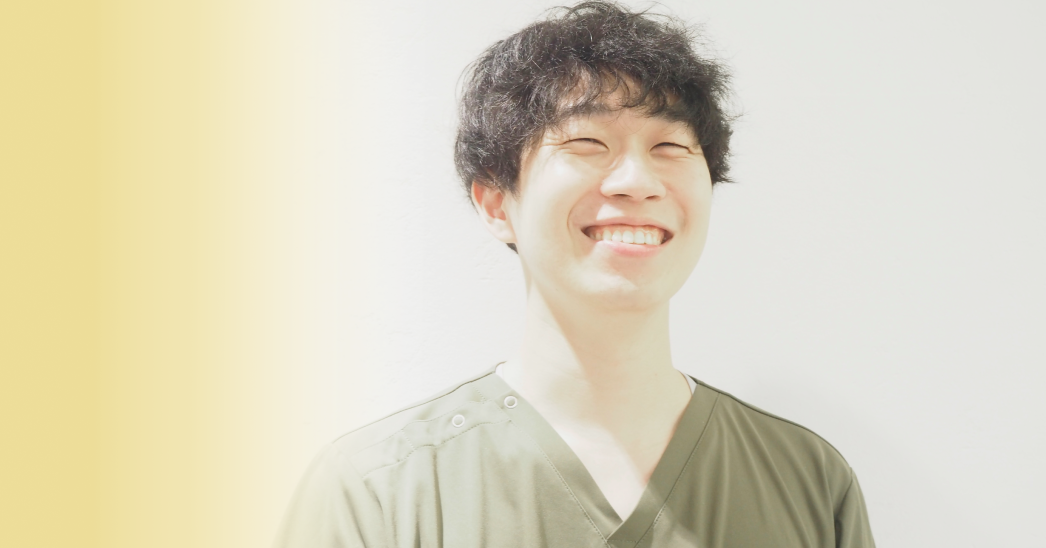 向井友宏歯科医師の笑顔のプロフィール写真